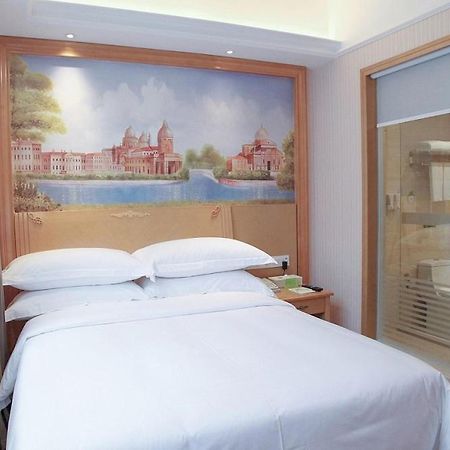 Vienna Hotel Qingyuan Yingde Guangming Road Esterno foto