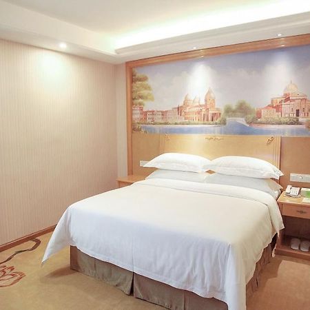 Vienna Hotel Qingyuan Yingde Guangming Road Esterno foto