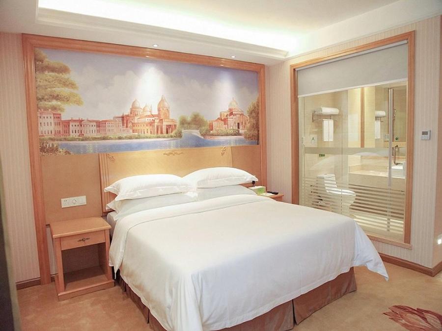 Vienna Hotel Qingyuan Yingde Guangming Road Esterno foto