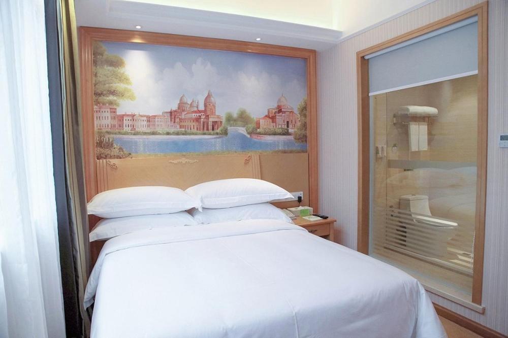 Vienna Hotel Qingyuan Yingde Guangming Road Esterno foto