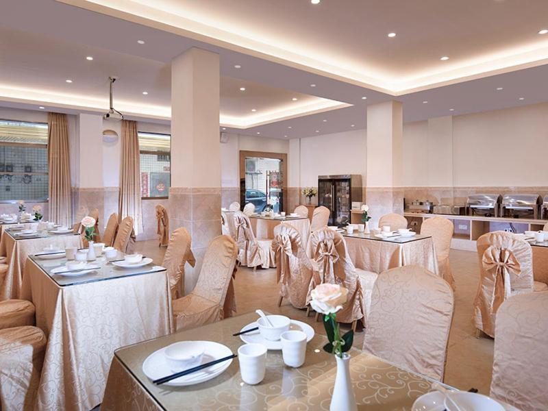 Vienna Hotel Qingyuan Yingde Guangming Road Esterno foto